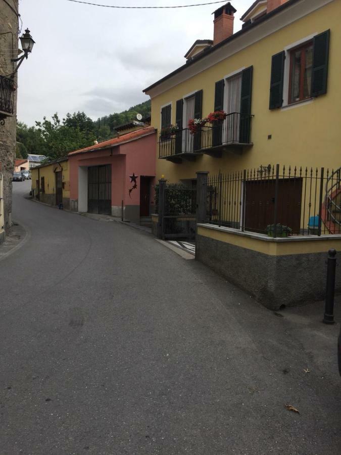 Sotto Le Stelle Hotell Pieve di Teco Exteriör bild